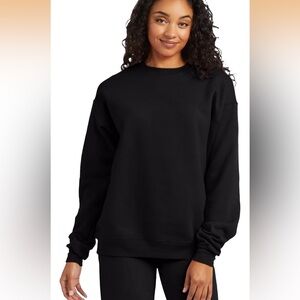 NWOT Hanes Black Crewneck Sweatshirt Size Medium